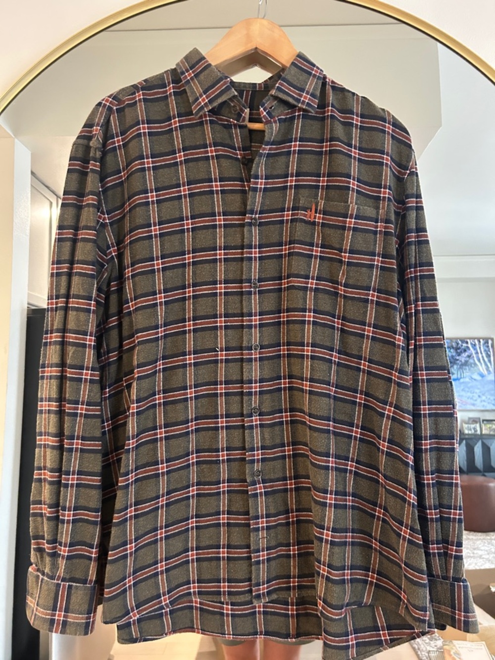 Men's Olive Plaid Button-Down Shirt - Casual Long Sleeve